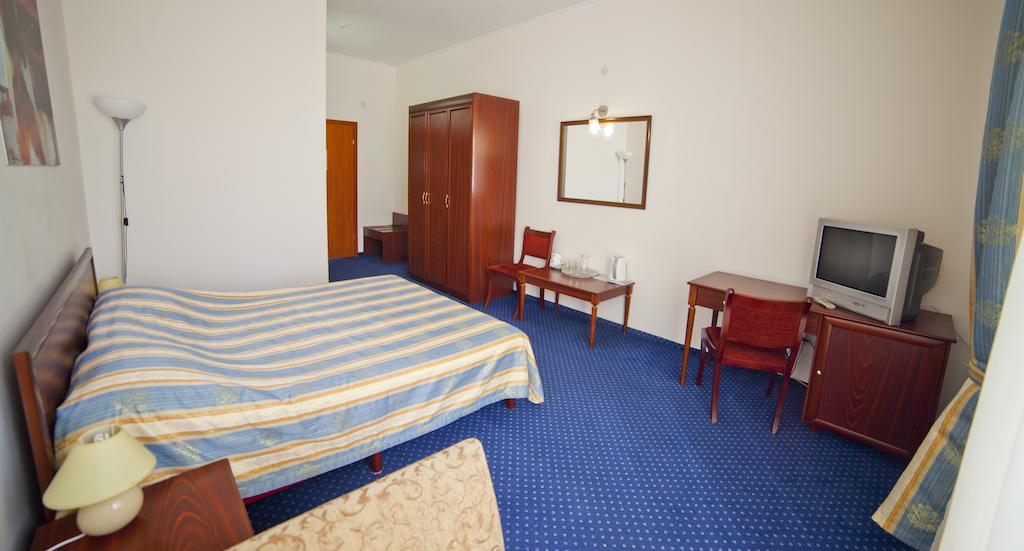 Hotel Sani Truskavets Quarto foto