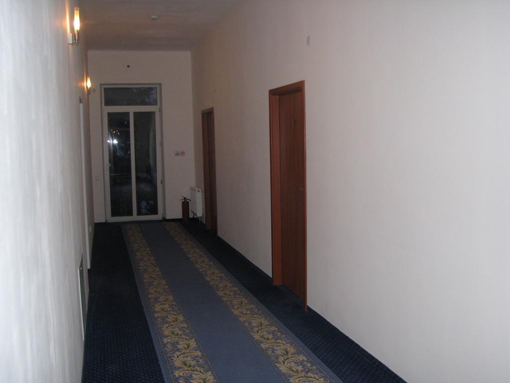 Hotel Sani Truskavets Exterior foto